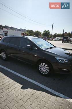 Универсал Opel Astra 2015 в 
