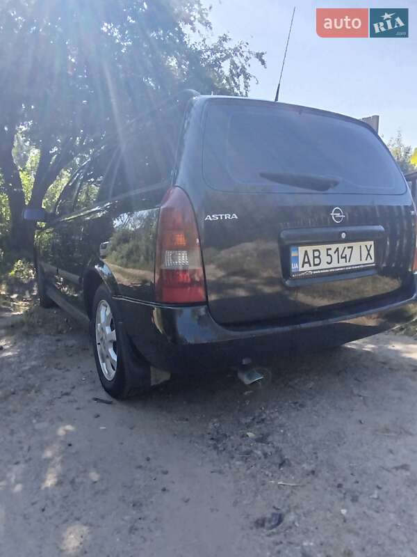 Универсал Opel Astra 2004 в Баре
