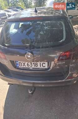 Opel Astra 2010
