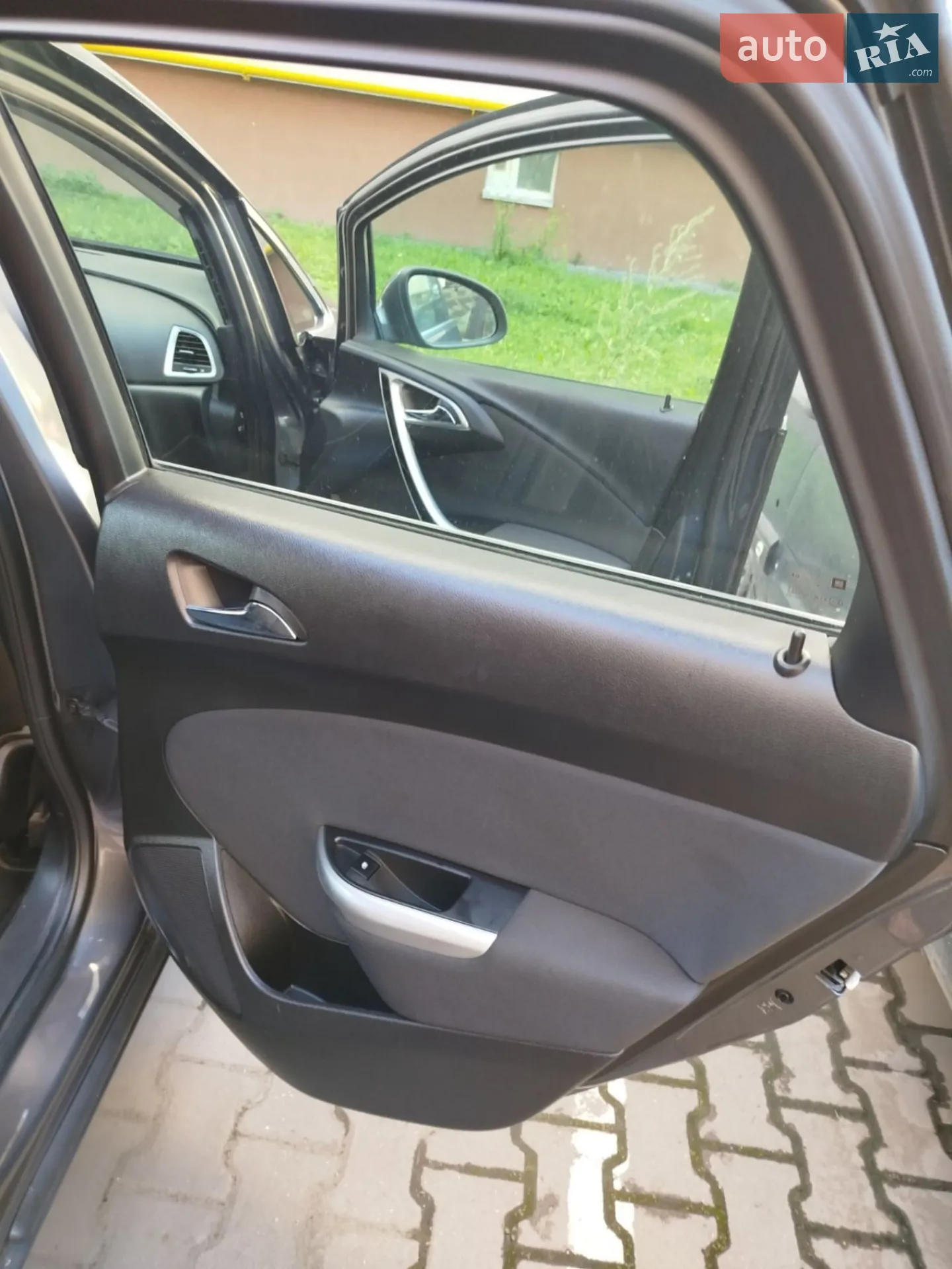 2010 Opel Astra - мініатюра 20