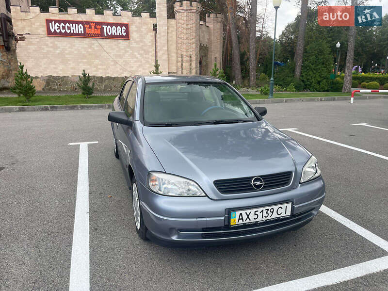 Седан Opel Astra 2007 в Харькове