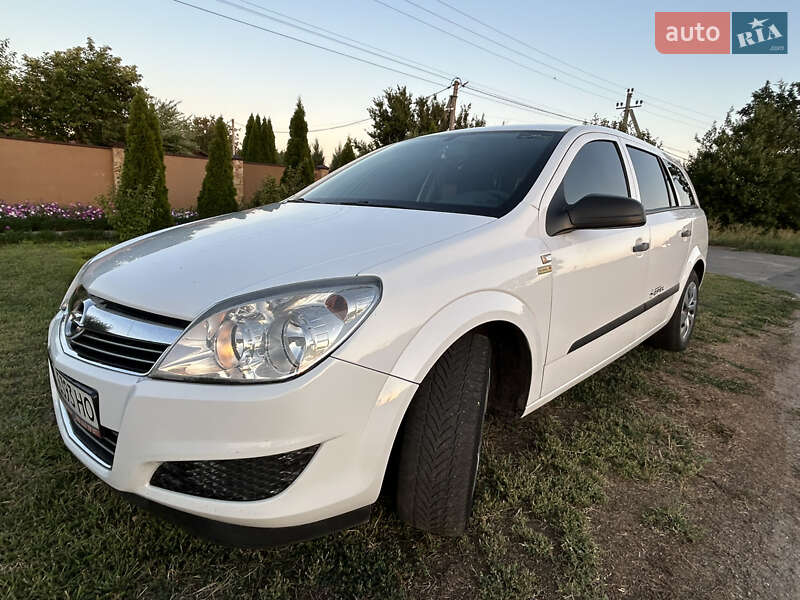 Opel Astra 2008