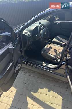Седан Opel Astra 2003 в 