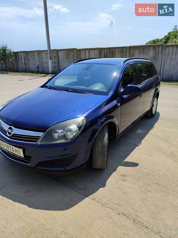 Opel Astra 2010