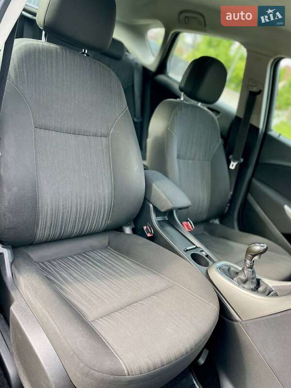 Седан Opel Astra 2010 в Львові фото 15 Седан Opel Astra 2010 в Львові