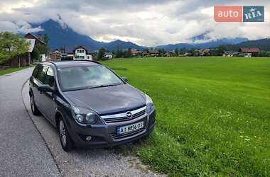 Универсал Opel Astra 2009 в Киеве
