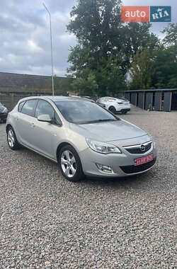 Хетчбек Opel Astra 2009 в Коростені