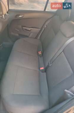 Хэтчбек Opel Astra 2009 в 