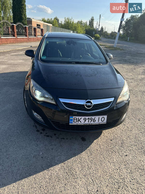 Универсал Opel Astra 2010 в Костополе фото 11 Универсал Opel Astra 2010 в Костополе