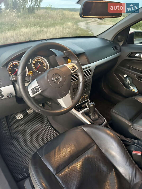 Универсал Opel Astra 2007 в Киеве