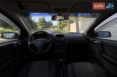 Седан Opel Astra 2008 в 