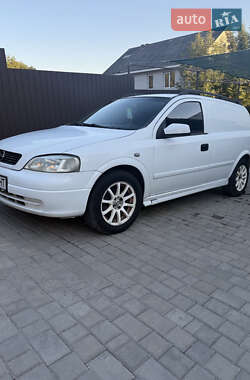 Грузовой фургон Opel Astra 2000 в Литине