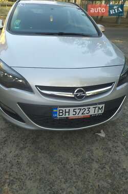 Opel Astra 2014