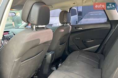 Универсал Opel Astra 2013 в 