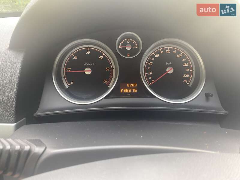 Хэтчбек Opel Astra 2007 в Тальном