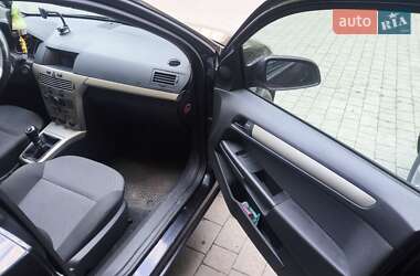 Универсал Opel Astra 2008 в 