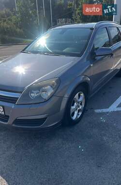 Универсал Opel Astra 2005 в 