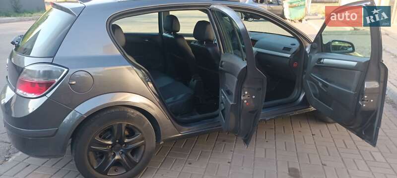 Хэтчбек Opel Astra 2009 в Каменском фото 15 Хэтчбек Opel Astra 2009 в Каменском