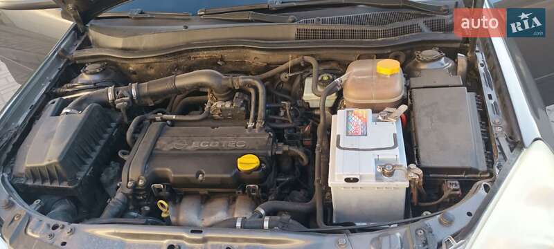 Хэтчбек Opel Astra 2009 в Каменском фото 20 Хэтчбек Opel Astra 2009 в Каменском