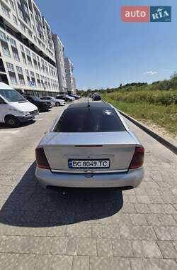 Купе Opel Astra 2002 в 