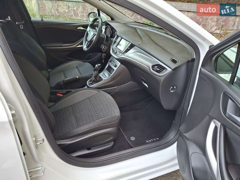 Универсал Opel Astra 2020 в Калуше