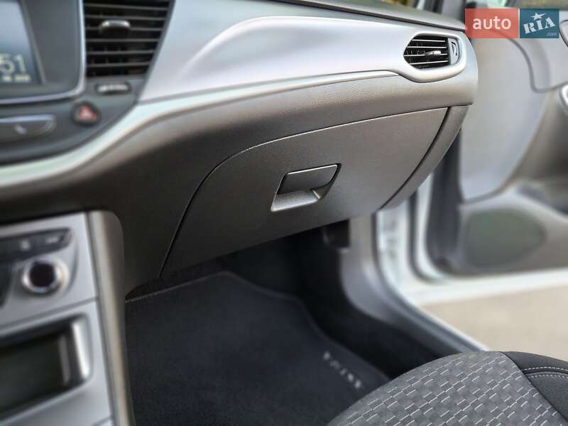 Универсал Opel Astra 2020 в Калуше
