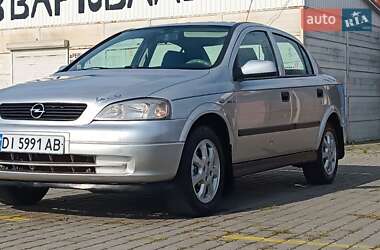 Хэтчбек Opel Astra 2002 в Черновцах