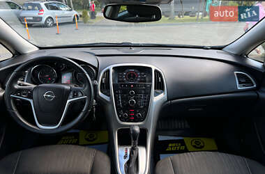 Универсал Opel Astra 2011 в 