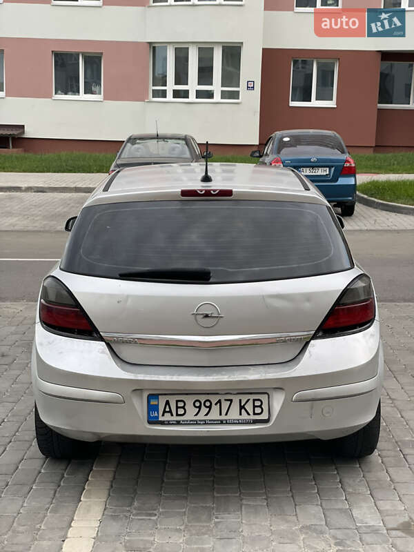 Хэтчбек Opel Astra 2007 в Виннице