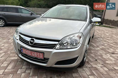 Универсал Opel Astra 2009 в 