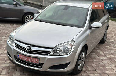 Универсал Opel Astra 2009 в 