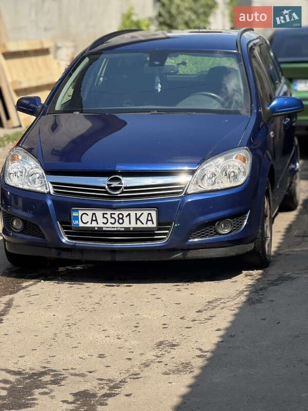 Opel Astra 2009
