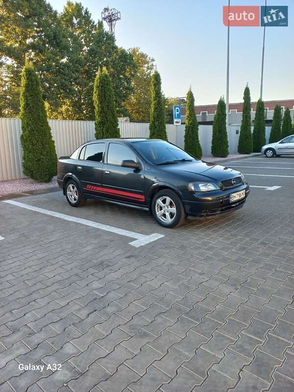 Opel Astra 2008