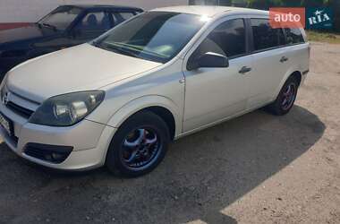 Універсал Opel Astra 2005 в Семенівці