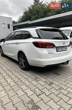 Универсал Opel Astra 2016 в 