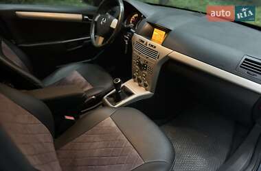 Универсал Opel Astra 2008 в 