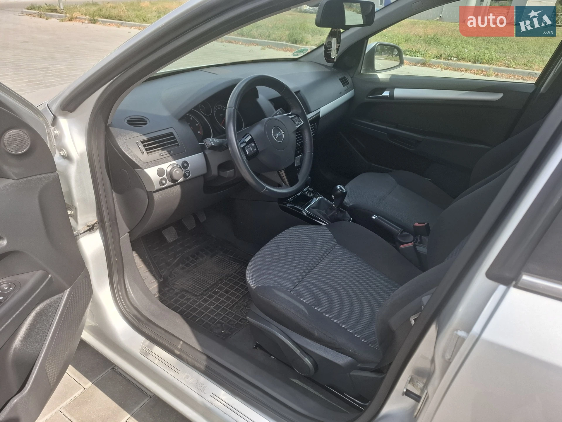 2010 Opel Astra - мініатюра 11