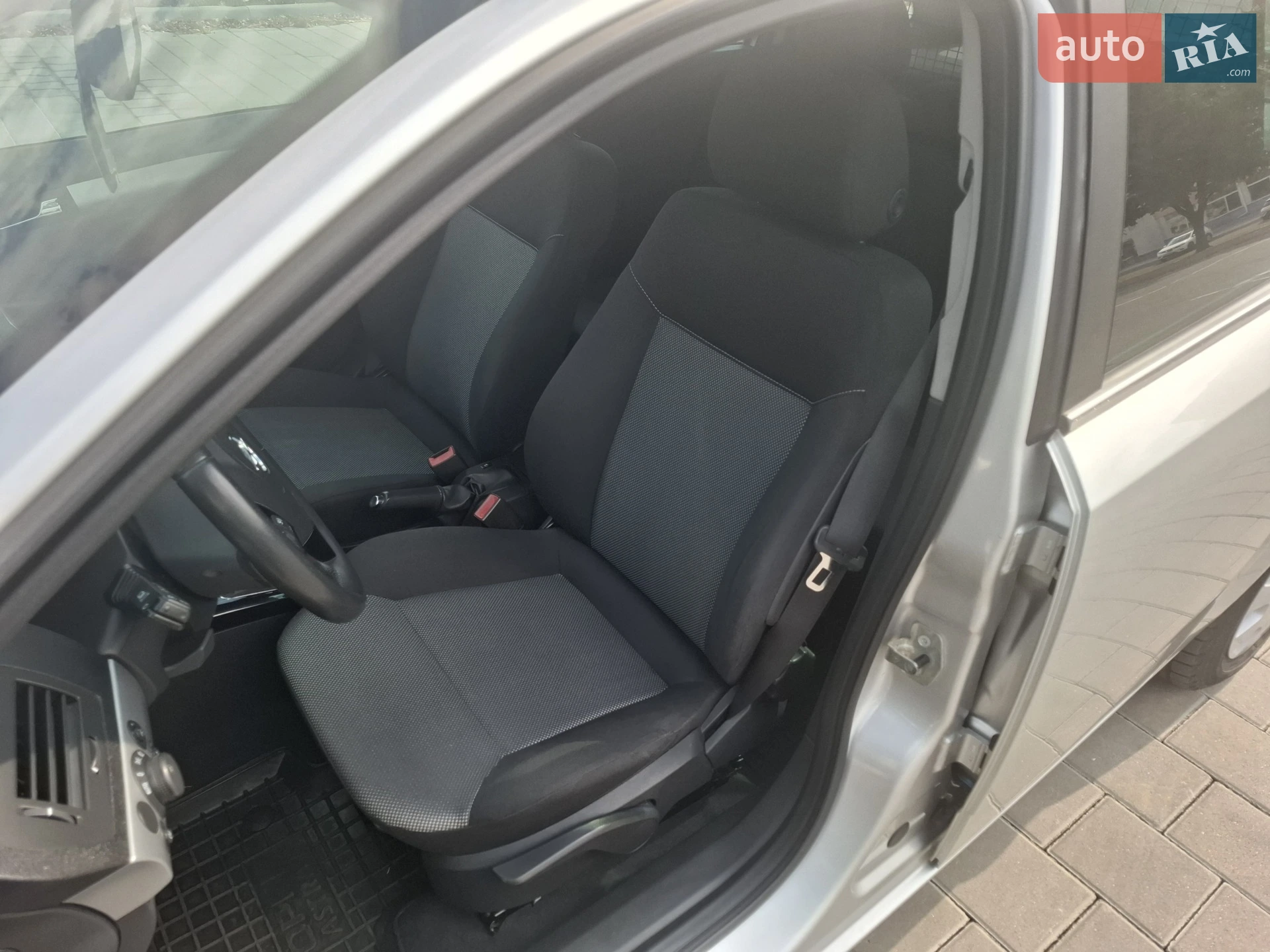 2010 Opel Astra - мініатюра 17