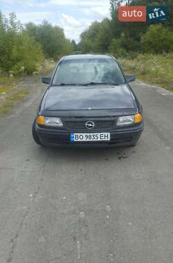 Хетчбек Opel Astra 1993 в Ланівці
