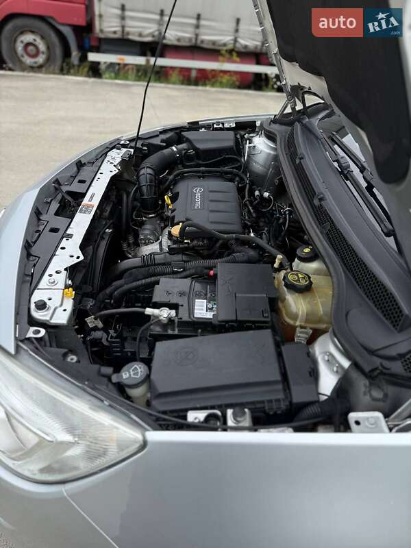 Универсал Opel Astra 2012 в Косове фото 27 Универсал Opel Astra 2012 в Косове