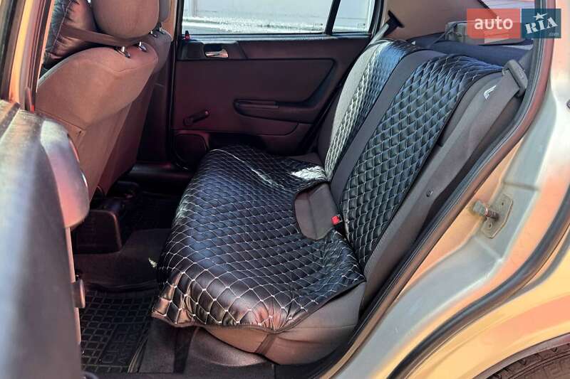 Седан Opel Astra 2007 в Києві