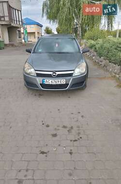 Универсал Opel Astra 2006 в Луцке