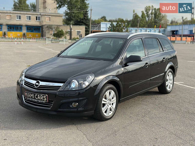 Универсал Opel Astra 2009 в Харькове