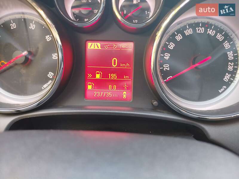 Хэтчбек Opel Astra 2015 в Смеле