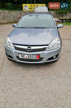 Opel Astra 2009