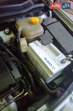 Хэтчбек Opel Astra 2009 в 
