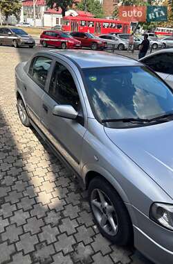 Седан Opel Astra 2003 в Дніпрі