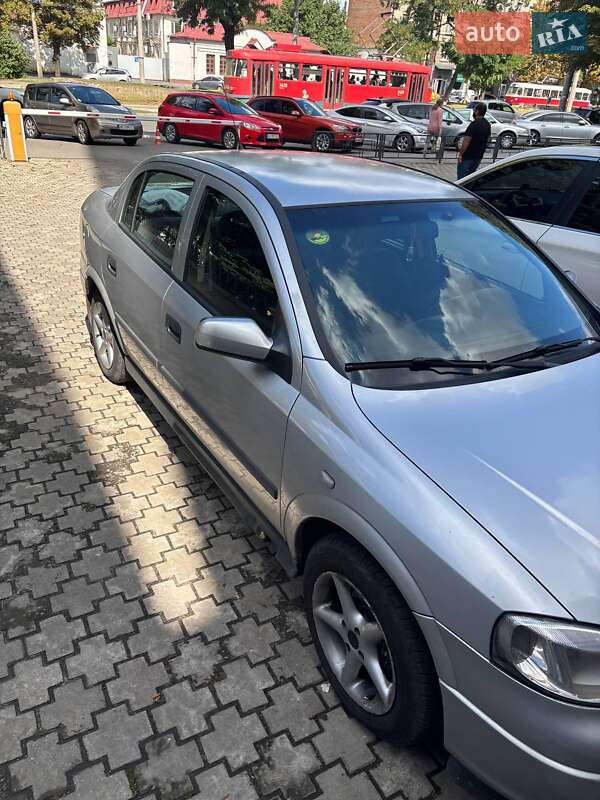 Opel Astra 2003