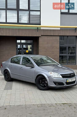Седан Opel Astra 2008 в Львові