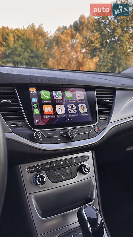 Универсал Opel Astra 2018 в Глухове